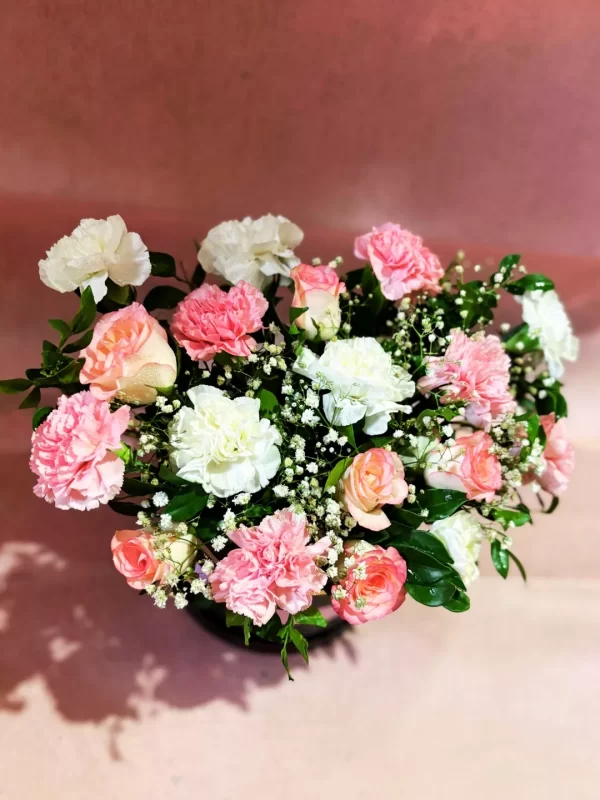 3-6915a0a7d35b2 Elegant Pink & White Floral Box Arrangement
