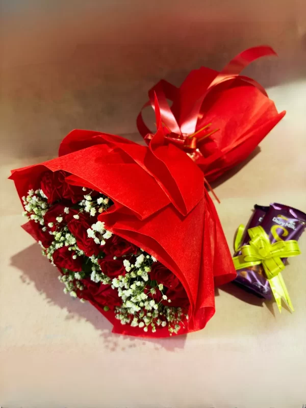 5-69159fac5a804 Classic Red Roses & Gypso Bouquet with Chocolates