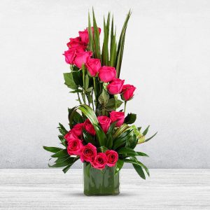 24 Hot Pink Roses in Stylish Glass Vase