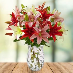 GiftWift Mixed Asiatic Lilies in Elegant Glass Vase