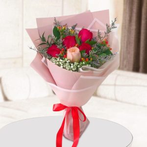 6 Mixed Roses Bouquet in Pink Designer Wrap