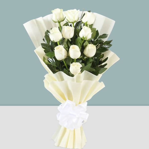 12 White Roses Elegant Hand Bouquet