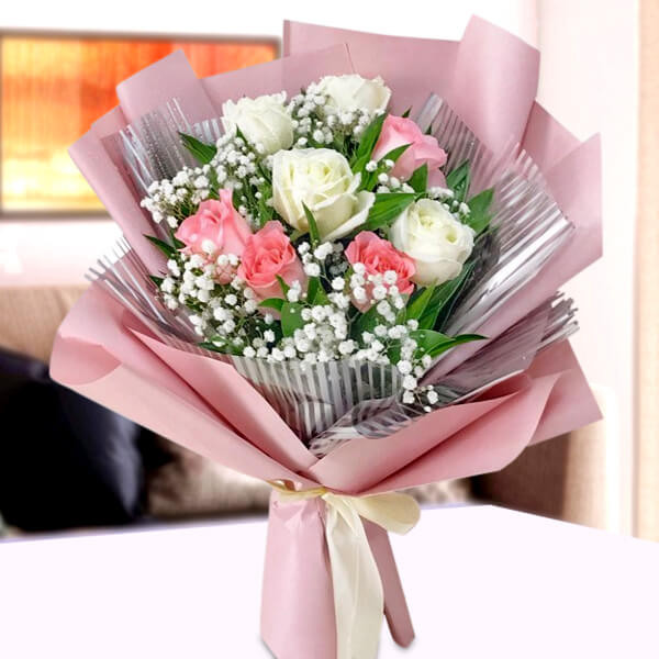 Pink & White Roses Mixed Hand Bouquet