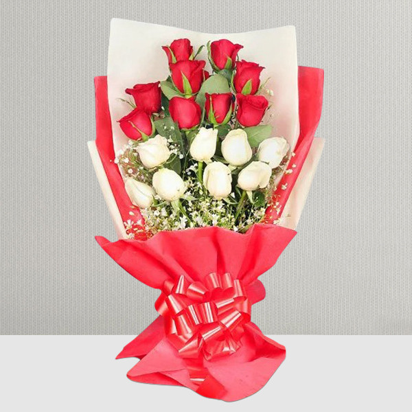 20 Red and White Roses Hand Bouquet