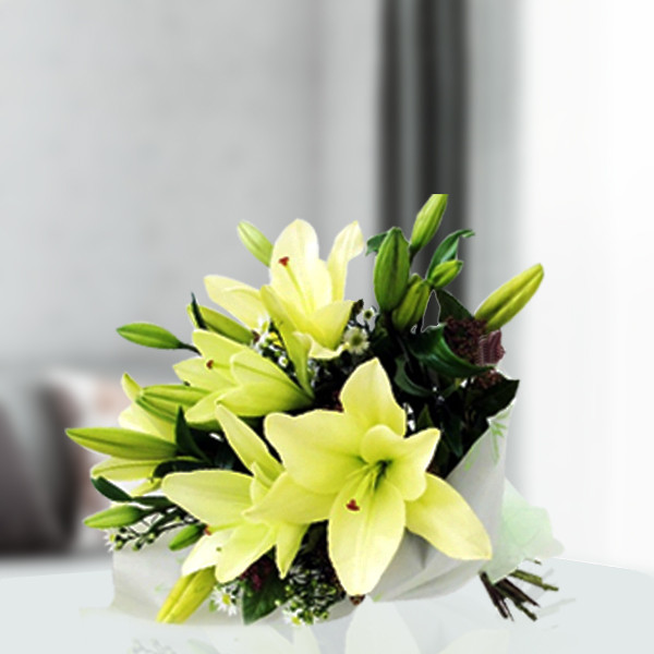 Elegant Yellow Asiatic Lilies Hand Bouquet