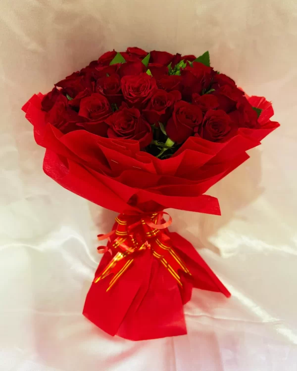 30 Red Roses Hand Tied Bouquet