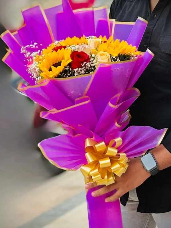 5 Yellow Sunflower Mixed Hand Bouquet