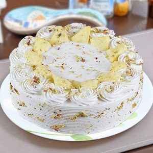 Kesar Pista Cream Cake with Rich Toppings