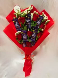 7 Red Roses 7 Dairy Milk Bouquet