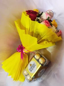 10 Mixed Roses Bouquet with Ferrero Rocher Chocolates