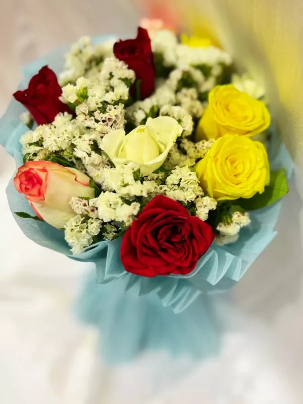10 Mixed Color Rose Bouquet