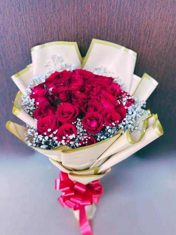 20 Red Roses Baby Breath Bouquet