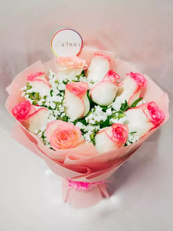 10 Pink Roses Hand Bouquet