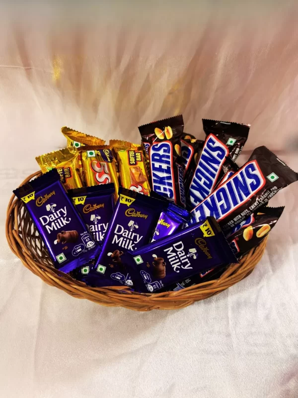 15 Pcs Assorted Chocolate Gift Basket