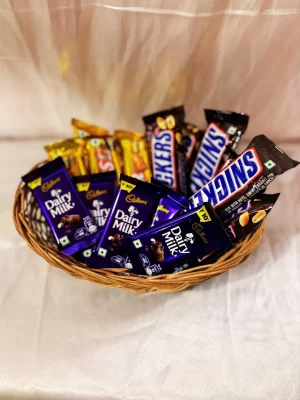 gw-00230-3-69834793c44b0 15 Pcs Assorted Chocolate Gift Basket