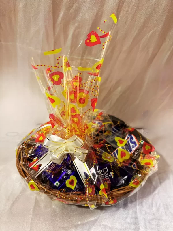 15 Pcs Assorted Chocolate Gift Basket