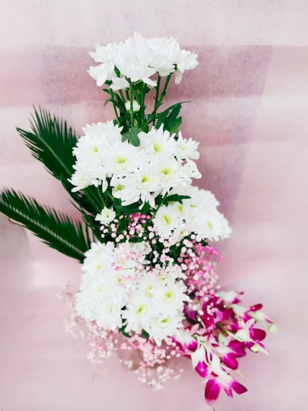 15 White Chrysanthemum Orchid Arrangement