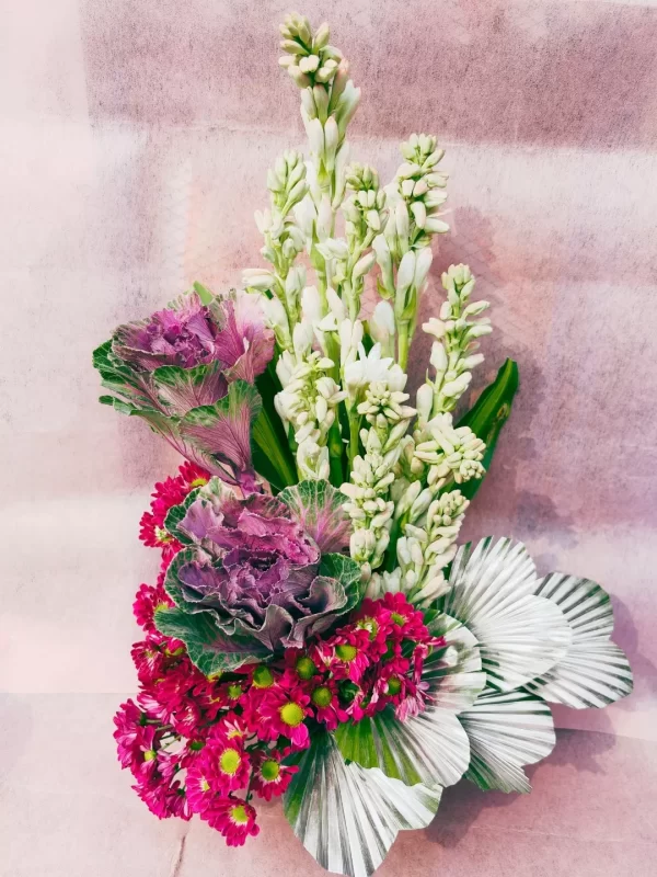 Mixed Tuberose Chrysanthemum Floral Arrangement