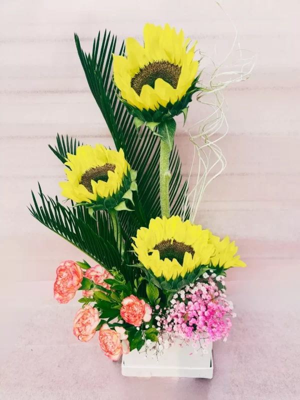 5 Sunflowers Mixed Floral Box Arrangement