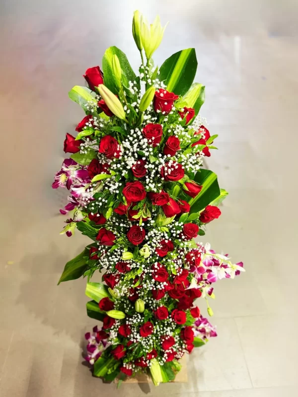 3Feet 50 Red Roses Vertical Floral Stand